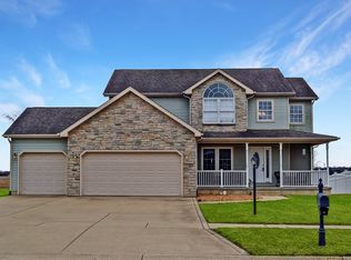 2106 Arrow Leaf Ln, Valparaiso, IN