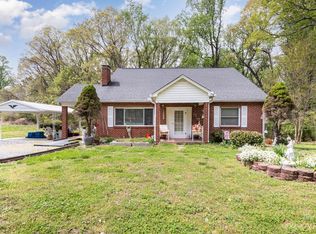 505 Max Crowder Dr, Cherryville, NC 28021