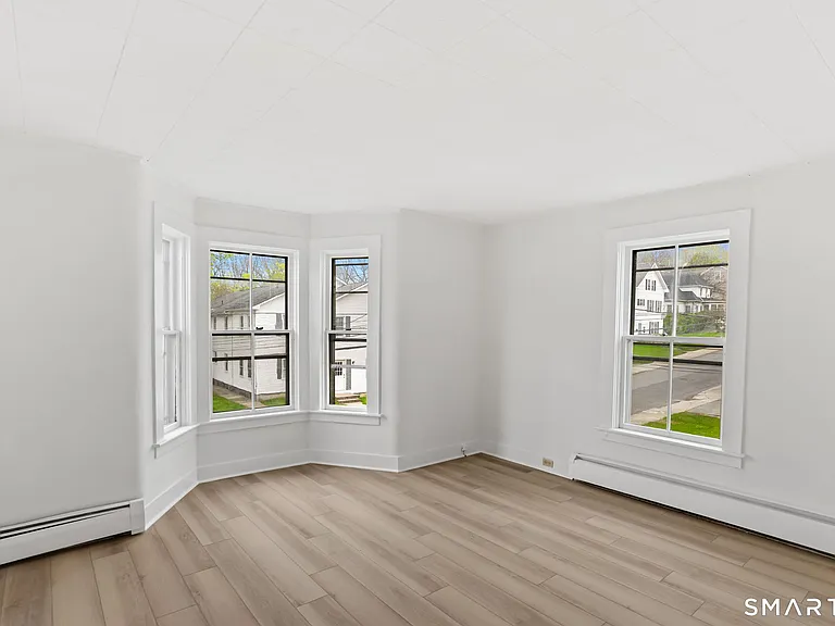 63 Reynolds St #B — Photo 30