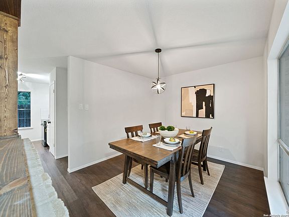 4th image of 14007 OAK ARBOR ST