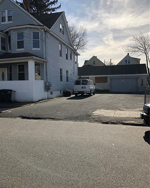 2nd image of 91-93 McKinley Ave