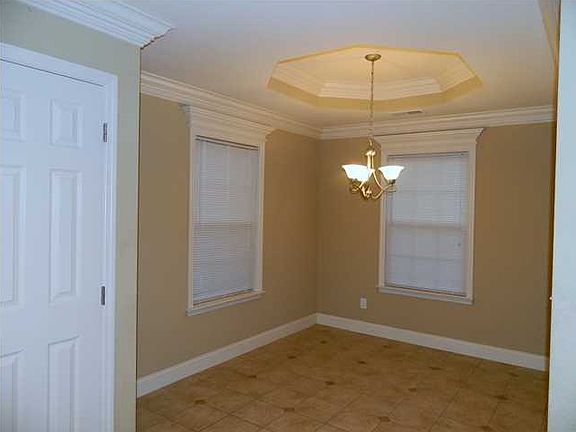 4th image of 85 Honeyberry Ln