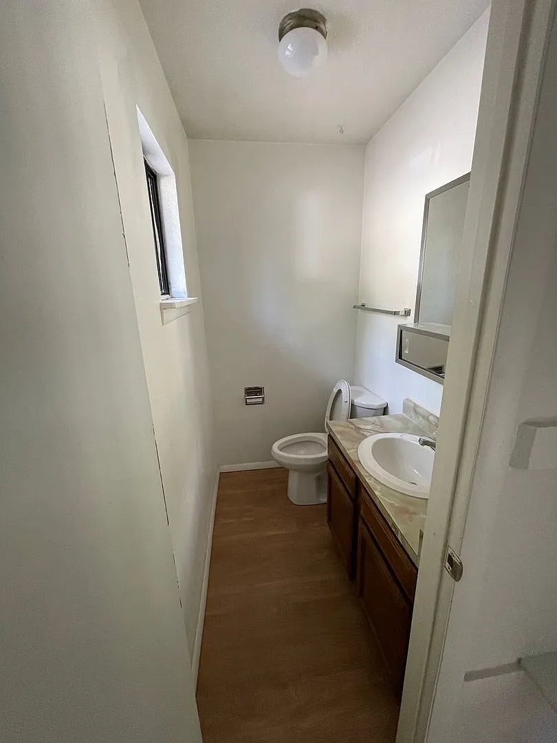 440 West 4th Street — Photo 3