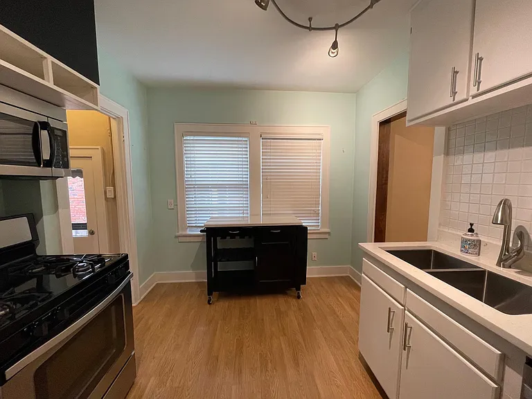 2603 N 51st Ave — Photo 8