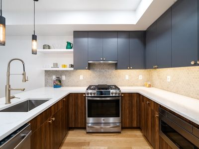 201 New York Ave FLOOR 2, Jersey City, NJ, 07307