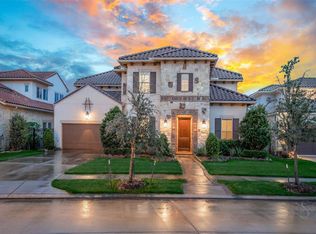 11 Quiet Vista Dr, Sugar Land, TX 77498