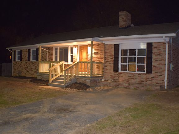 4th image of 734 Green St