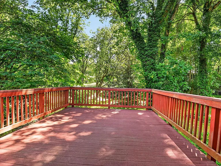3409 Beverly Dr — Photo 17