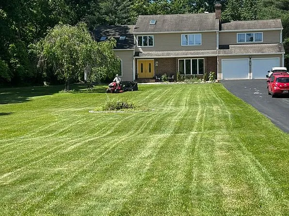 15749 Spade Rd, Hagerstown, MD 21740