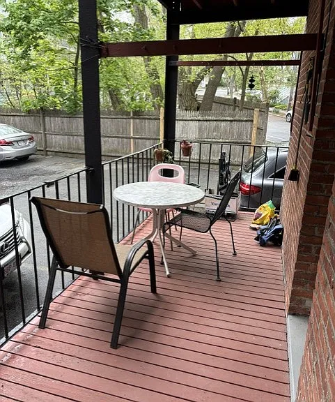 30 Gibbs St #1 — Photo 9