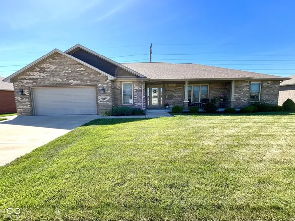 5989 Spring Meadow Ln, Seymour, IN 47274