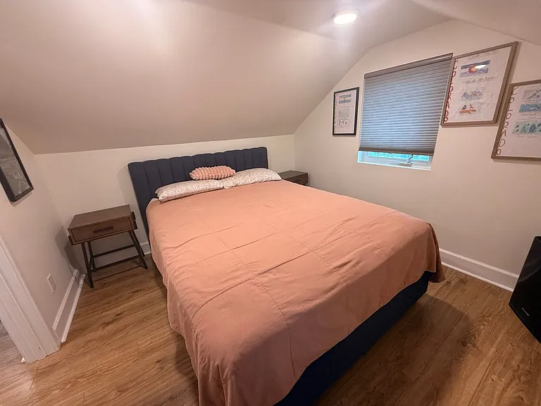 2421 Chase St — Photo 22