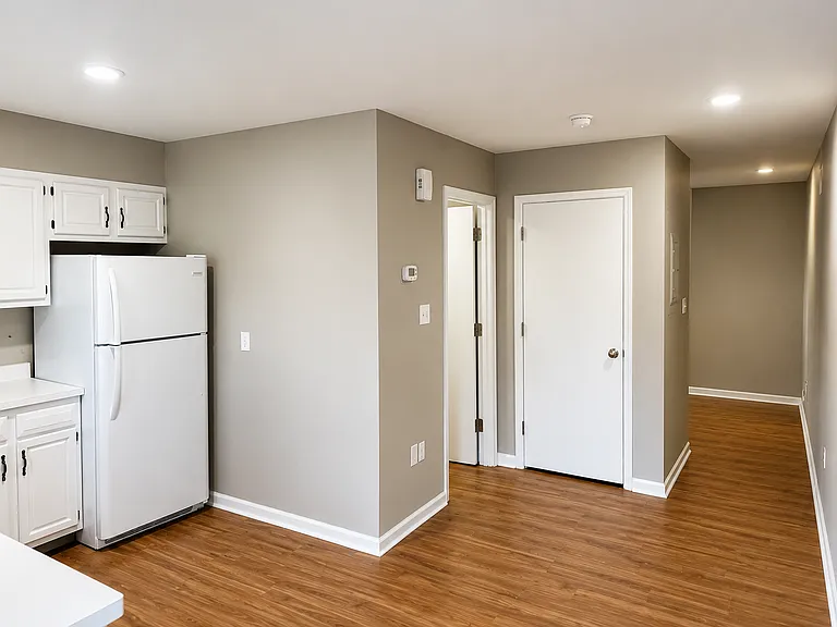 306 Spangler Dr #6 — Photo 2