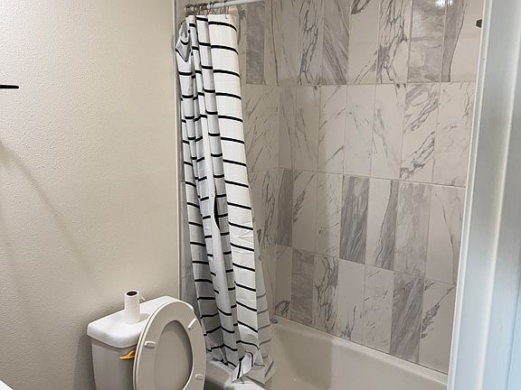 5th image of 1772 S Gardenaire Ln