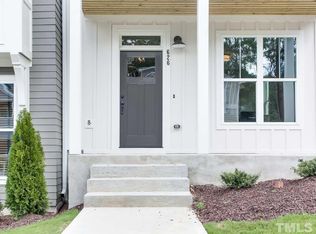 709 Peakland Pl, Raleigh, NC 27604