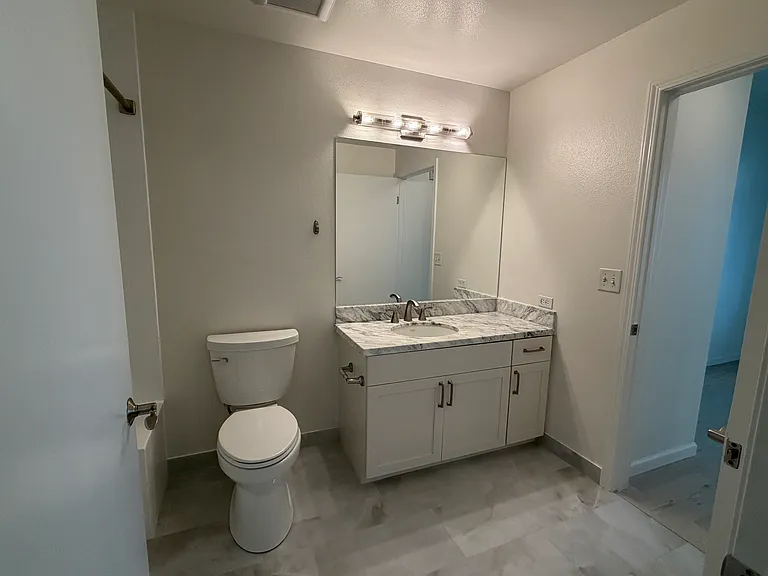 530 K St #714 — Photo 9