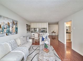 244 S La Fayette Park Pl APT 302, Los Angeles, CA 90057