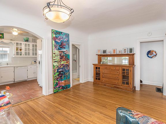 5th image of 224 N Euclid Ave #224