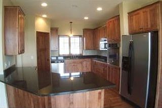 4th image of 370 Alaina Pl