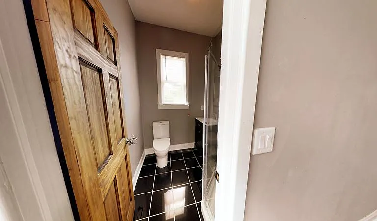 928 E Colvin St — Photo 11
