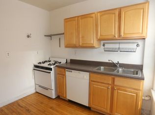 1507 W Barry Ave #2E, Chicago, IL 60657