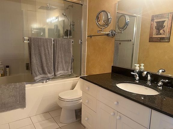 2nd image of 512 N McClurg Ct APT 2704