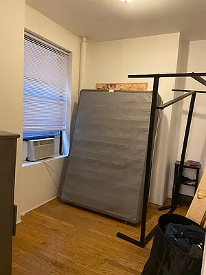 Rented by Aryeh Realty | media 28