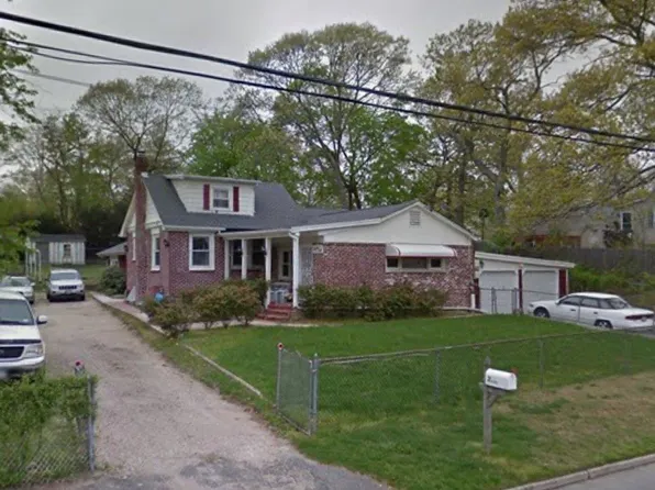 71 11th Avenue, Huntington Station, NY 11746