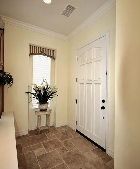 991 Deerhill Rd — Photo 3