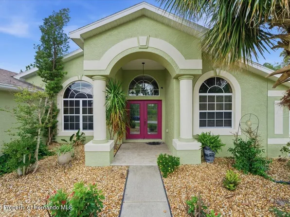 11312 Lark Sparrow Rd, Weeki Wachee, FL 34614