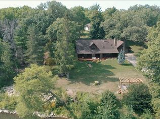 2412 Ripley Bridge Dr, Charles City, IA 50616