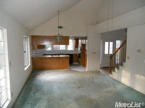 3rd image of 1408 Paulanell Ct