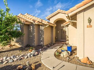 1071 N Avenida Chuska, Green Valley, AZ 85614