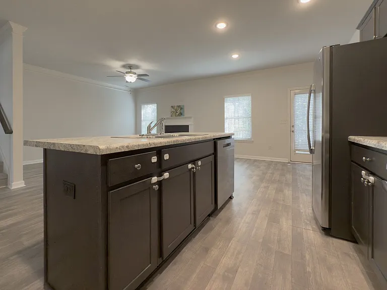 Turtle Creek Dr — Photo 12