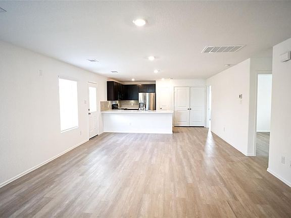 2nd image of 27011 Winward Creek Trl