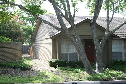 1st image of 1015 E Yager Ln Unit 13