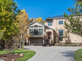 420 June Creek Rd #W, Edwards, CO 81632