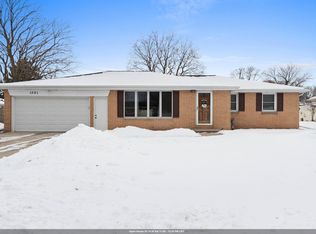 1521 Careful Dr, Green Bay, WI 54304