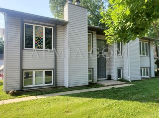 4018 Westover Rd SE APT B, Cedar Rapids, IA 52403