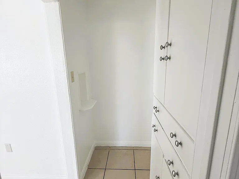 1735 W Foothill Blvd #A — Photo 11