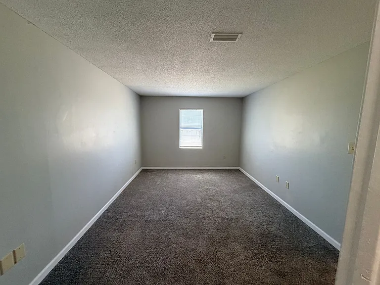 4114 Oak Dr — Photo 24