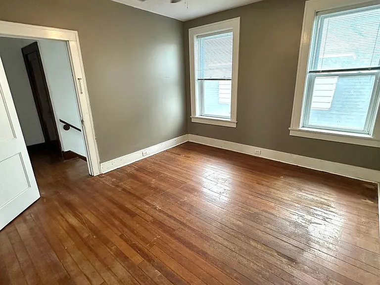 2200 Broadway — Photo 14