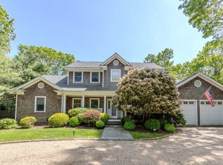 16 Ocean Pkwy, East Hampton, NY 11937