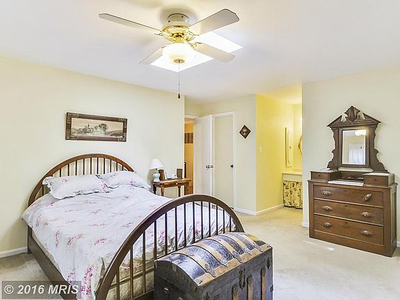 4th image of 2205 Trott Ave
