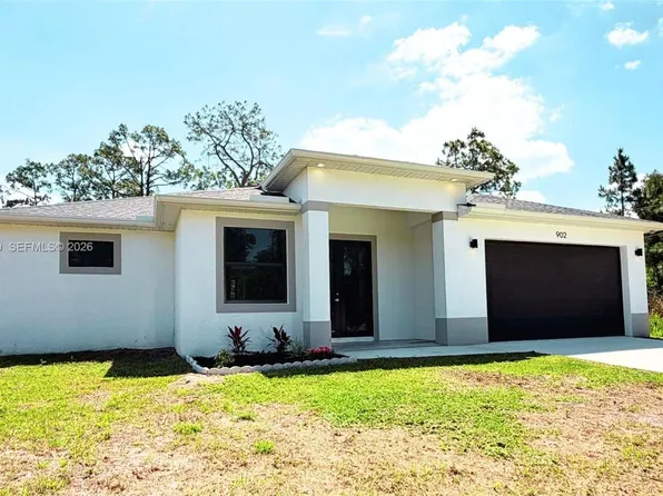 902 Magnolia Ave, Lehigh Acres, FL 33972