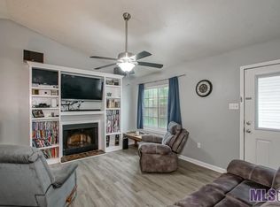 30456 Fairway View Dr, Denham Springs, LA 70726