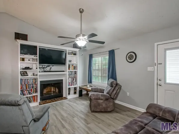 30456 Fairway View Dr, Denham Springs, LA 70726