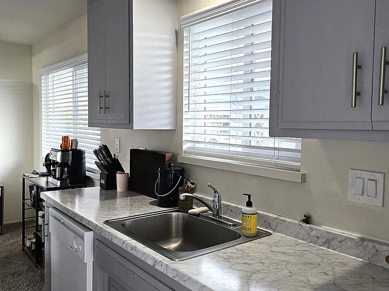 107 Euclid Ave #3 — Photo 8