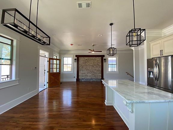 2nd image of 1549 N Galvez St #1549