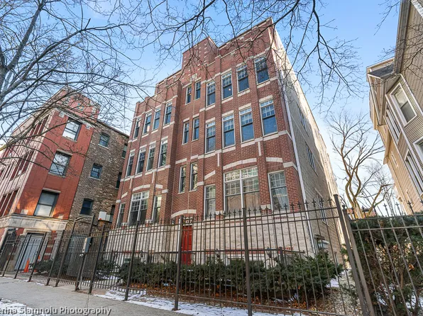 827 W Bradley Pl APT 1E, Chicago, IL 60613
